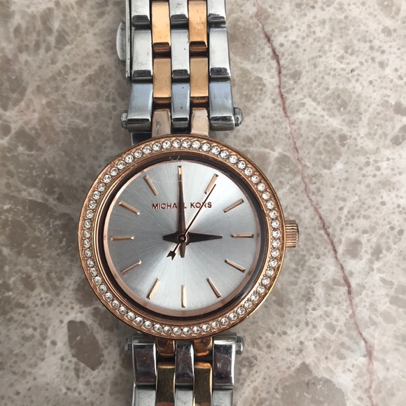 Michael kors watch - Picture 2 of 8